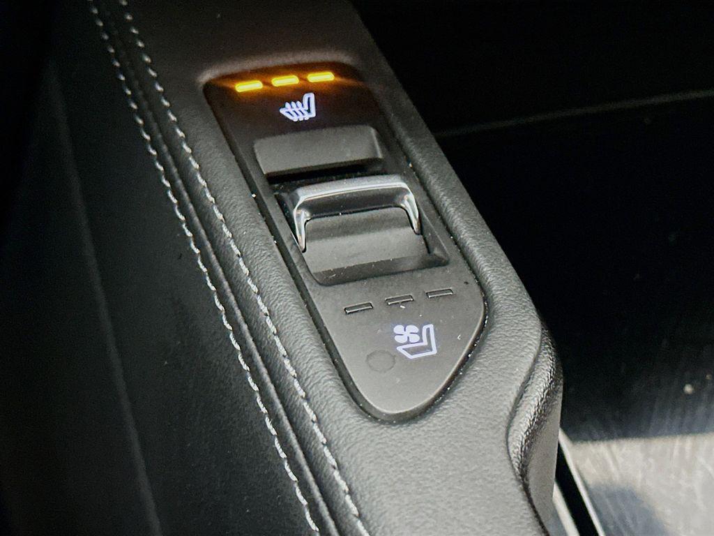 used 2024 Kia Telluride car, priced at $41,999