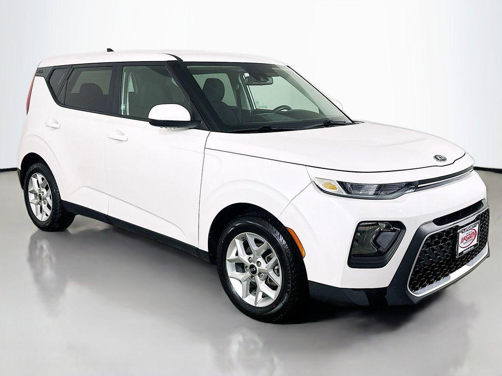 used 2021 Kia Soul car, priced at $14,107