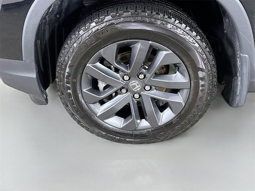 used 2024 Honda Ridgeline car, priced at $32,395