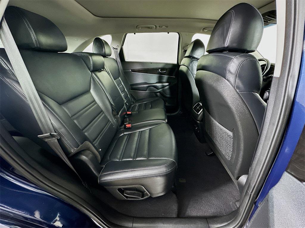 used 2018 Kia Sorento car, priced at $12,195