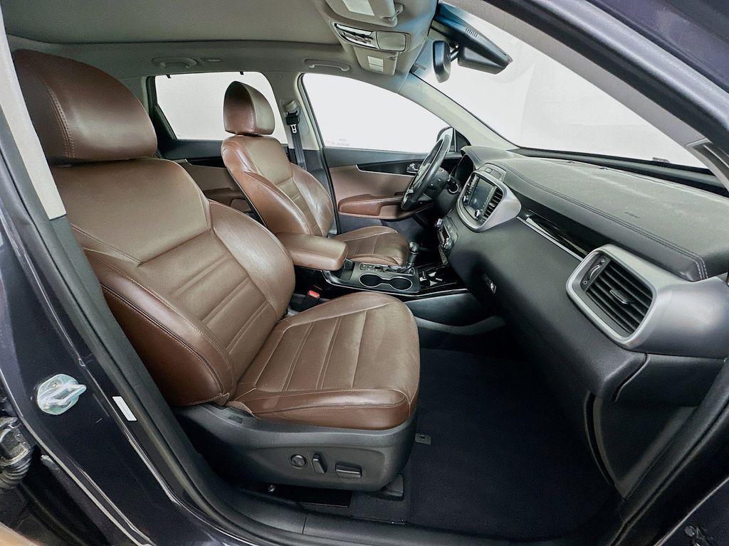 used 2019 Kia Sorento car, priced at $19,607