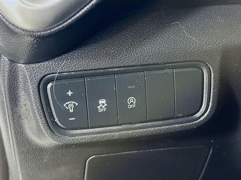 used 2023 Kia Soul car, priced at $16,107