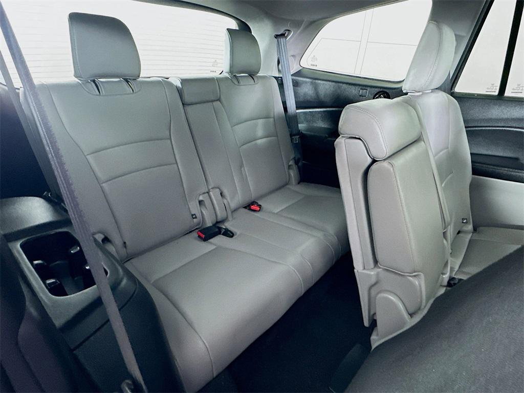 used 2018 Honda Pilot car, priced at $18,275