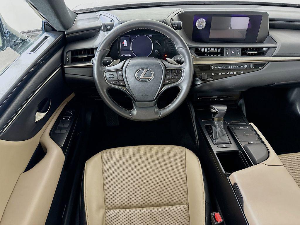 used 2019 Lexus ES 350 car, priced at $28,607