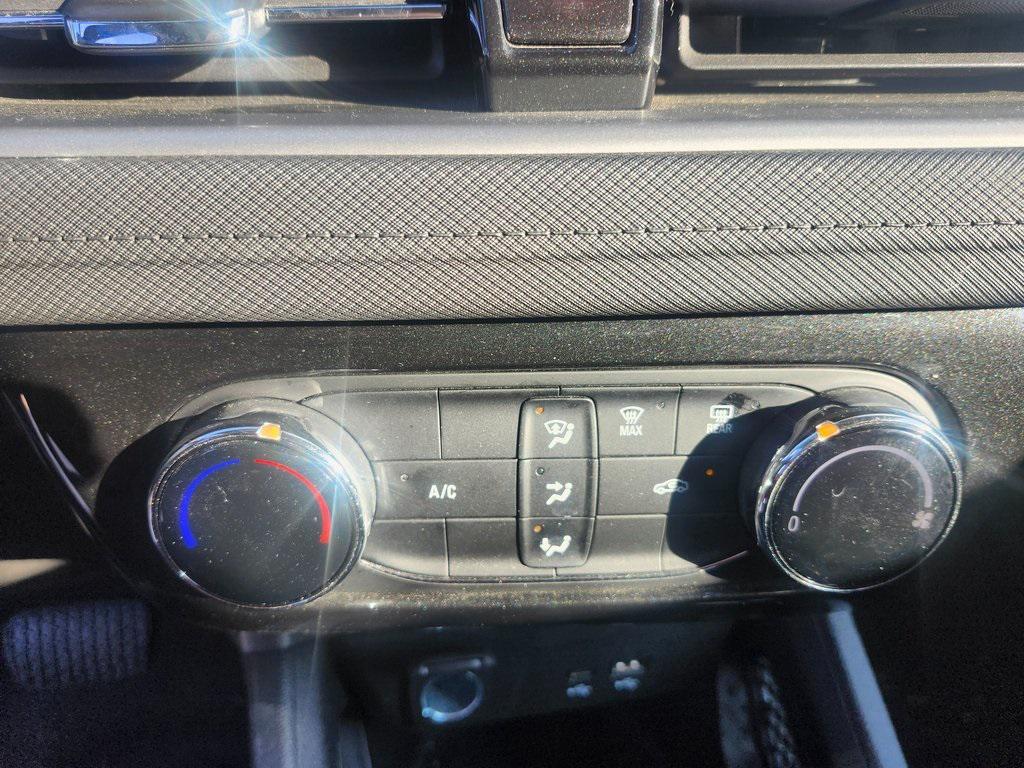 used 2025 Chevrolet TrailBlazer car, priced at $19,827