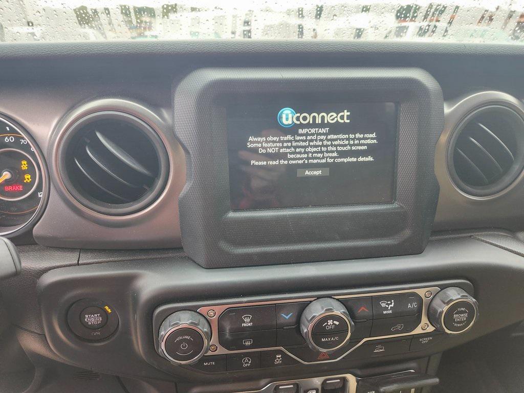 used 2023 Jeep Gladiator car, priced at $32,587