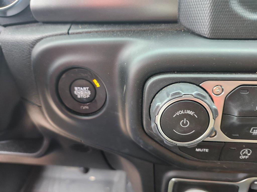 used 2023 Jeep Gladiator car, priced at $32,587