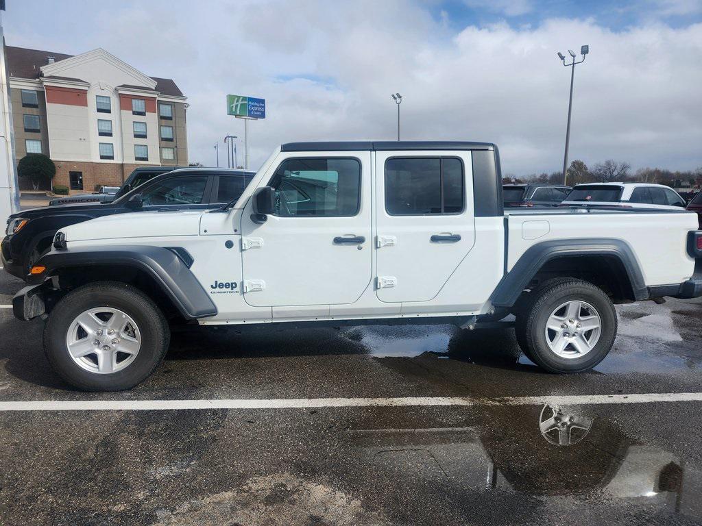 used 2023 Jeep Gladiator car, priced at $27,899