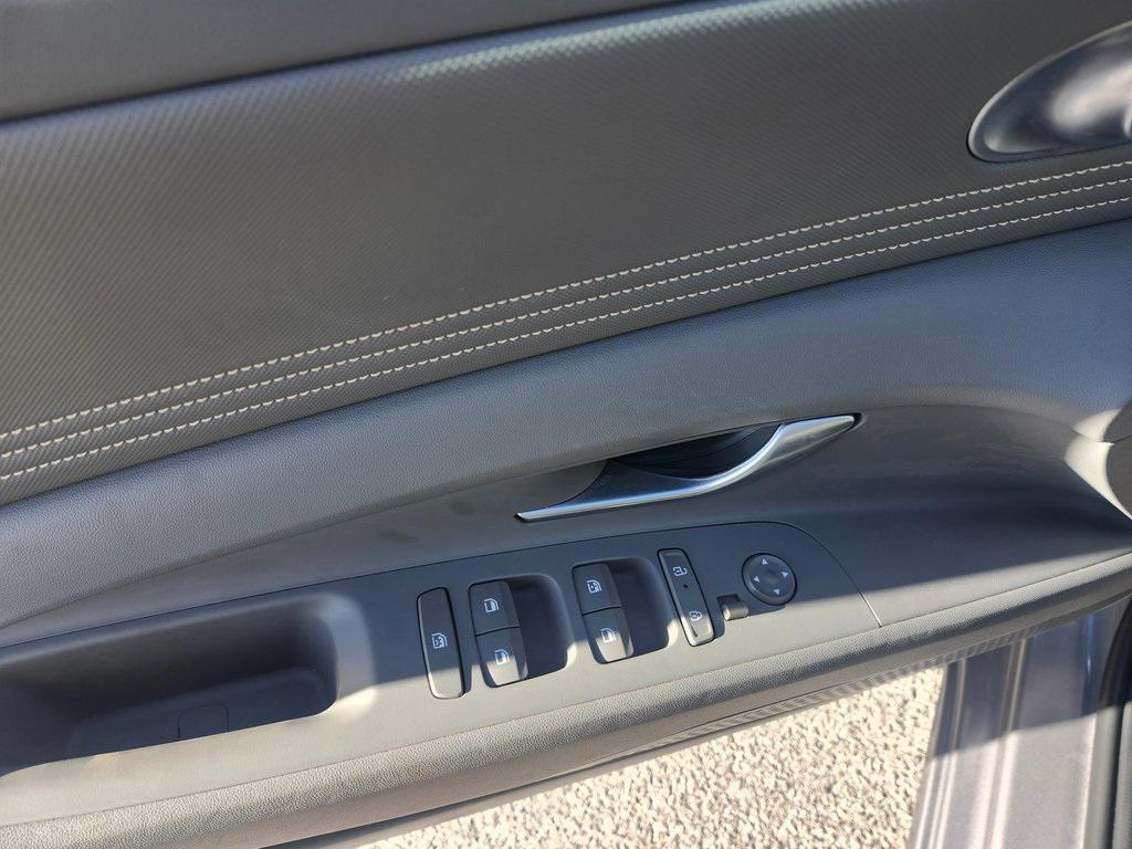 used 2025 Hyundai Elantra car, priced at $21,314