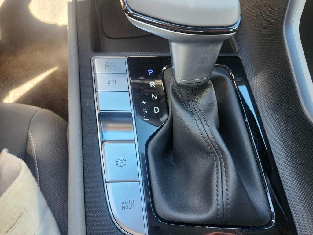 used 2025 Hyundai Elantra car, priced at $21,314