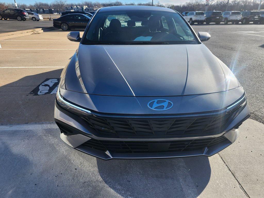 used 2025 Hyundai Elantra car, priced at $21,314