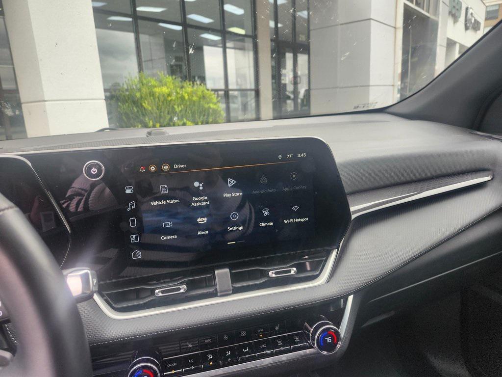 used 2025 Chevrolet Equinox car, priced at $23,667