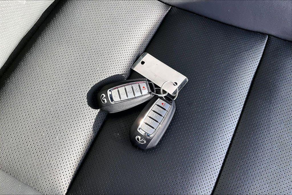 used 2025 INFINITI QX55 car, priced at $38,700