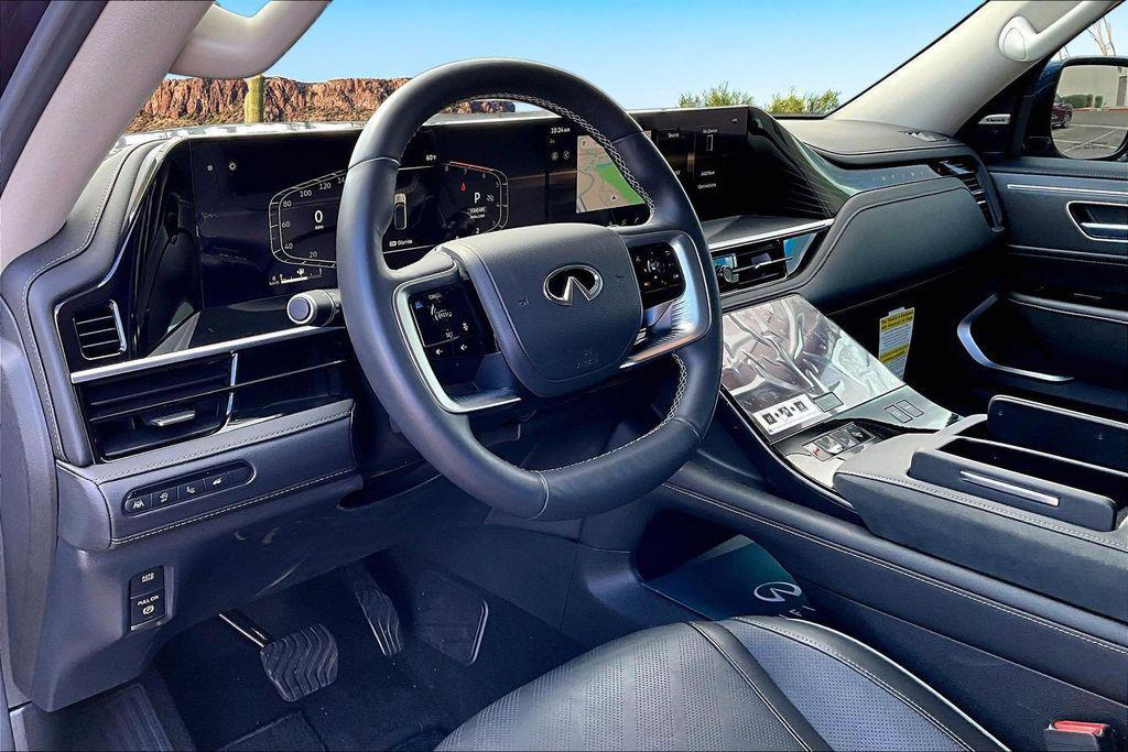 used 2025 INFINITI QX80 car, priced at $69,800