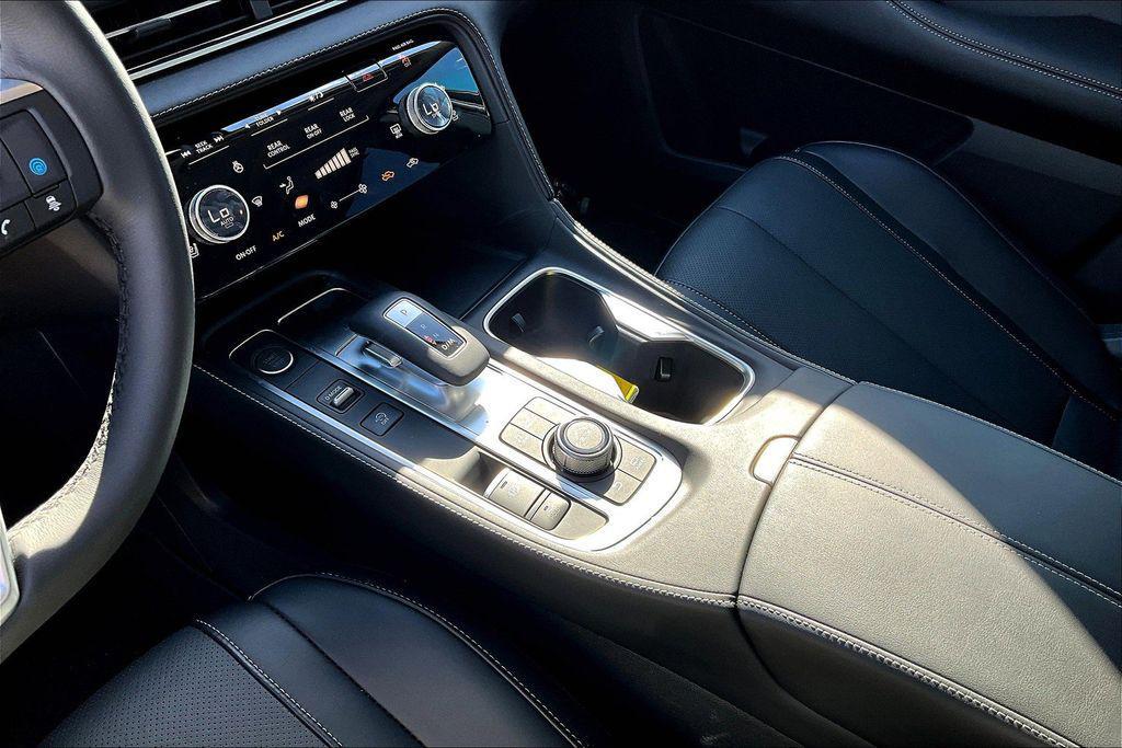 used 2025 INFINITI QX60 car, priced at $49,000