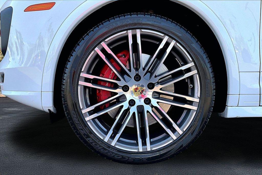 used 2017 Porsche Cayenne car, priced at $36,994