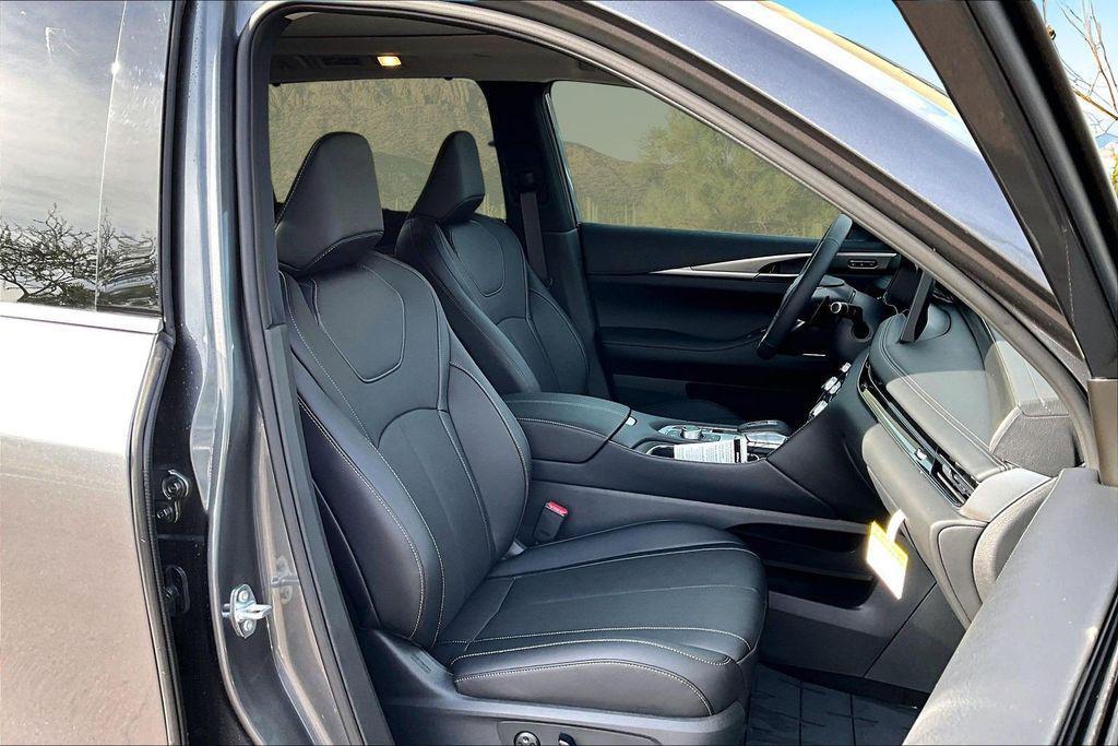 used 2026 INFINITI QX60 car, priced at $45,995