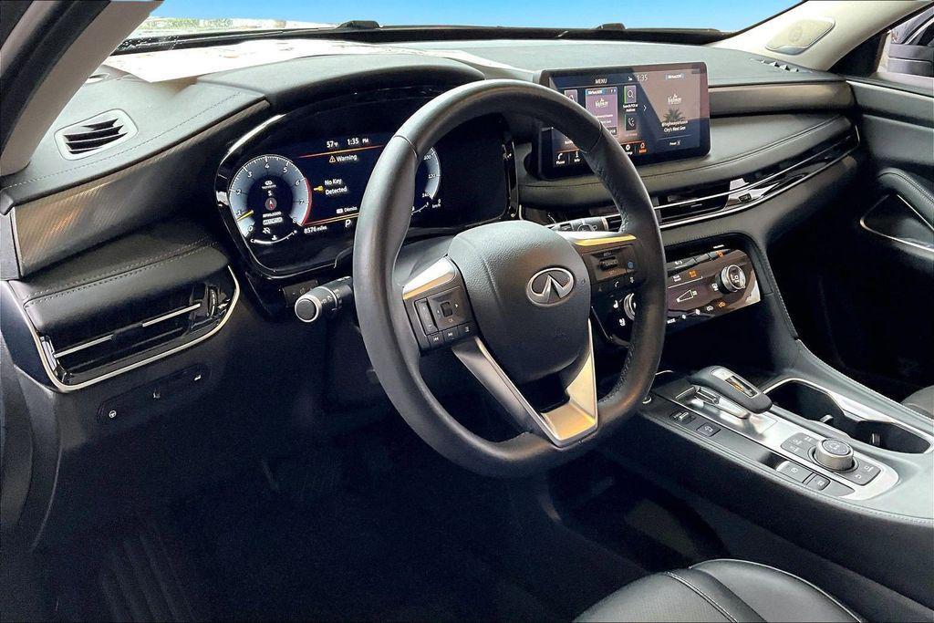 used 2025 INFINITI QX60 car, priced at $42,500