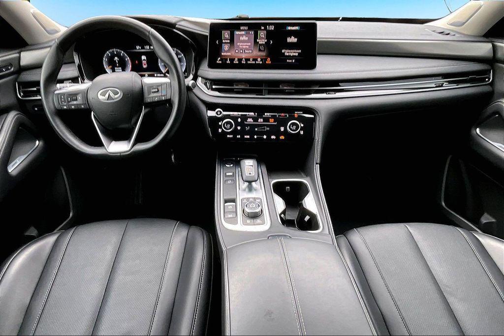 used 2025 INFINITI QX60 car, priced at $42,500