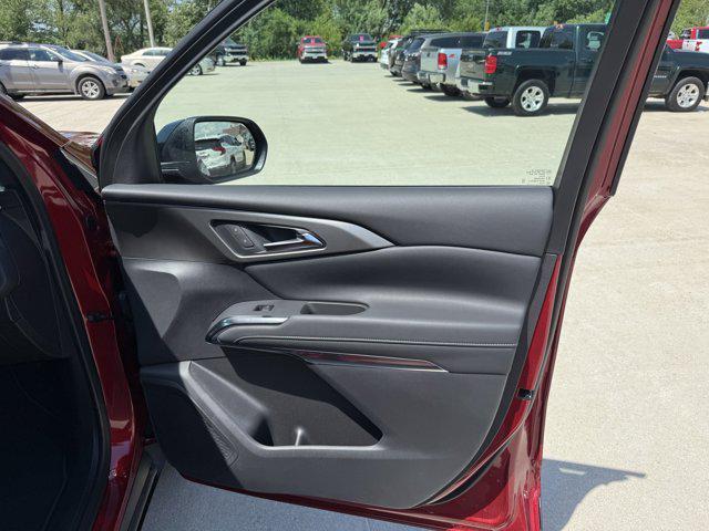 new 2025 Chevrolet Traverse car, priced at $41,940