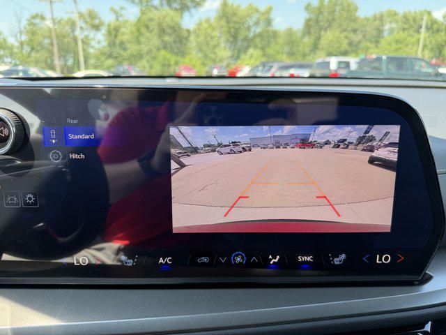 new 2025 Chevrolet Traverse car, priced at $41,940