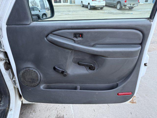 used 2005 Chevrolet Silverado 2500 car, priced at $5,894