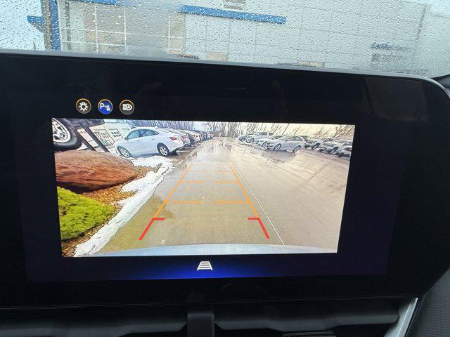 used 2025 Chevrolet Equinox car, priced at $26,880