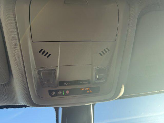 used 2025 Chevrolet Blazer car, priced at $29,995