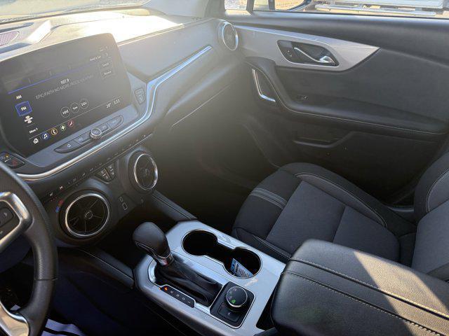 used 2025 Chevrolet Blazer car, priced at $29,995