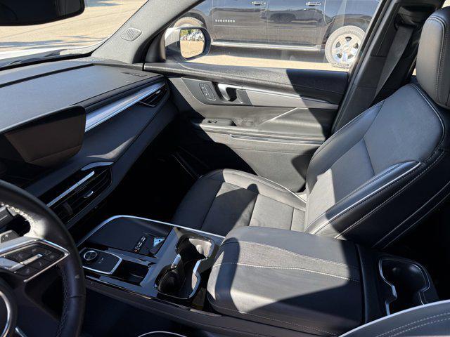 used 2025 Buick Enclave car, priced at $36,623