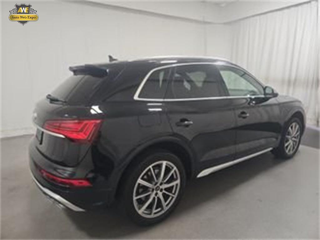 used 2022 Audi SQ5 car, priced at $37,988