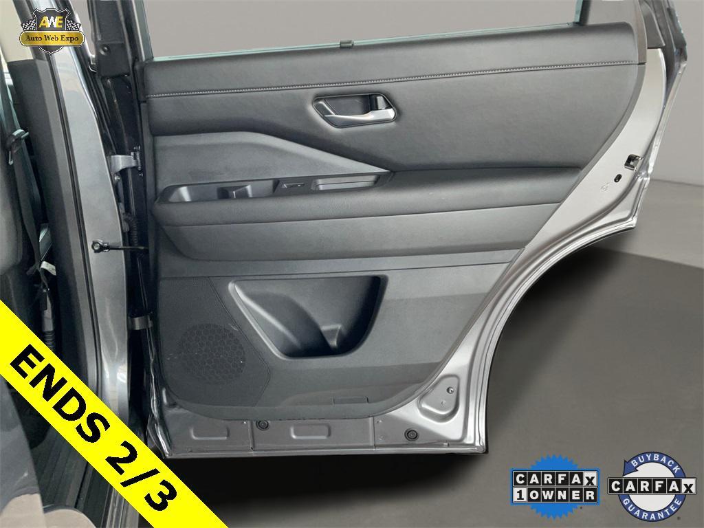 used 2024 Nissan Pathfinder car, priced at $29,999