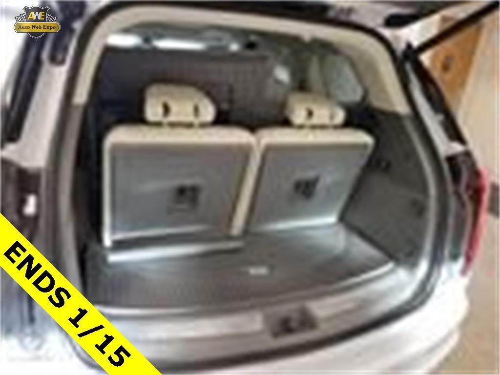 used 2024 Cadillac XT6 car, priced at $34,727