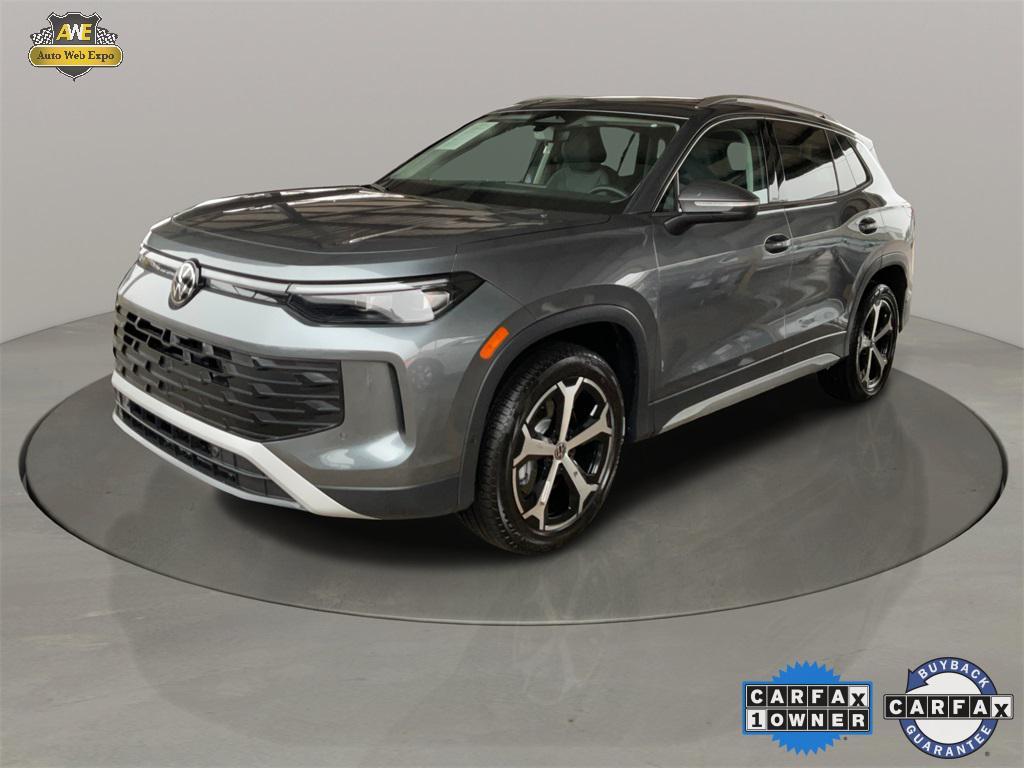 used 2025 Volkswagen Tiguan car, priced at $32,988