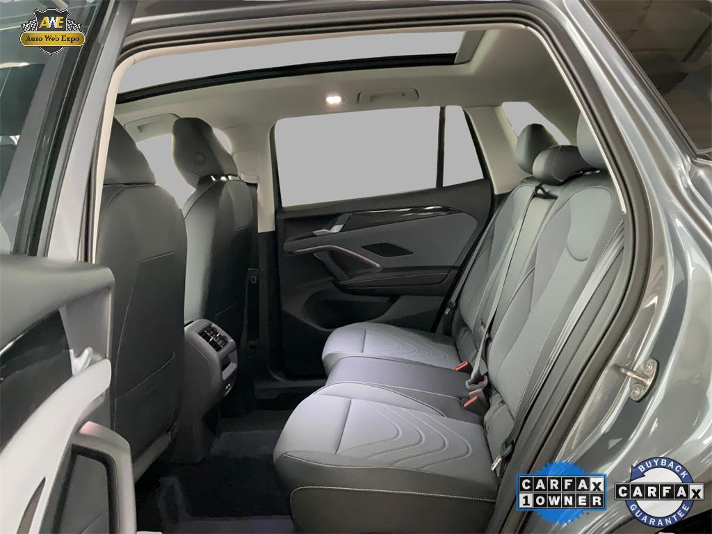 used 2025 Volkswagen Tiguan car, priced at $32,988