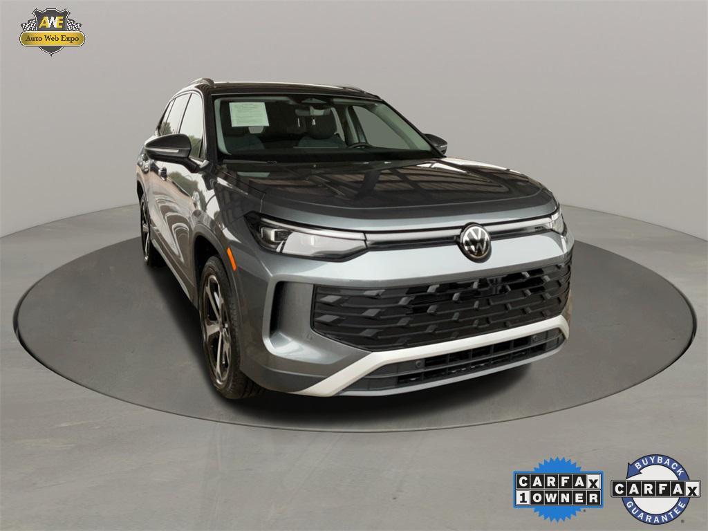 used 2025 Volkswagen Tiguan car, priced at $32,988