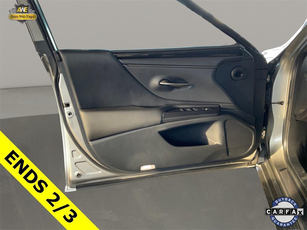 used 2021 Lexus ES 300h car, priced at $30,451