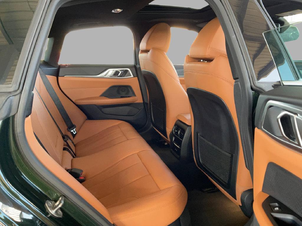 BMW i4 view 17