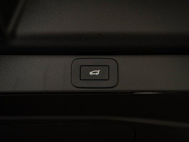 new 2026 Land Rover Range Rover car, priced at $157,498