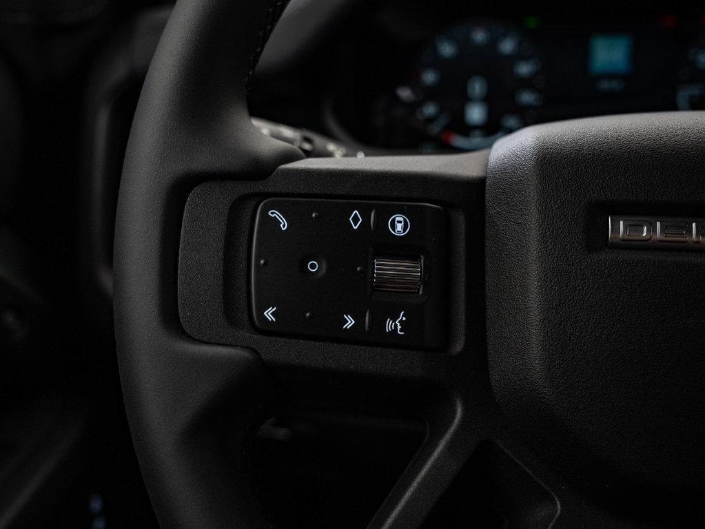 Land Rover Defender view 31