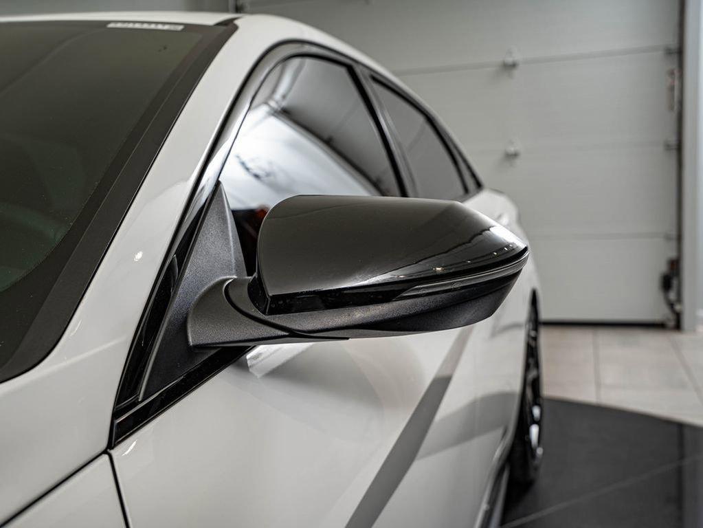 used 2024 Hyundai Elantra car