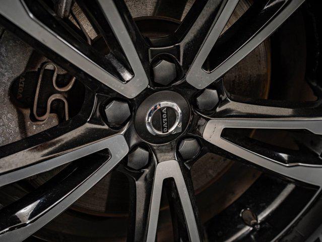 used 2019 Volvo XC60 car, priced at $26,998