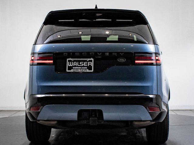 used 2023 Land Rover Discovery car, priced at $38,998