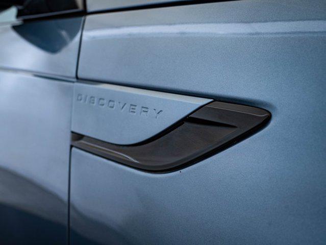 used 2023 Land Rover Discovery car, priced at $38,998