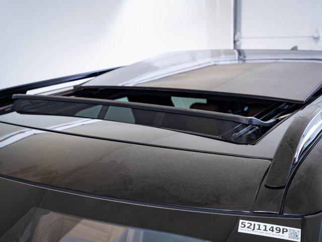 used 2023 Land Rover Discovery car, priced at $38,998