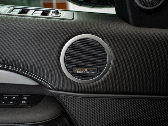 new 2026 Land Rover Discovery car, priced at $77,998