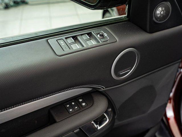 new 2026 Land Rover Discovery car, priced at $77,998