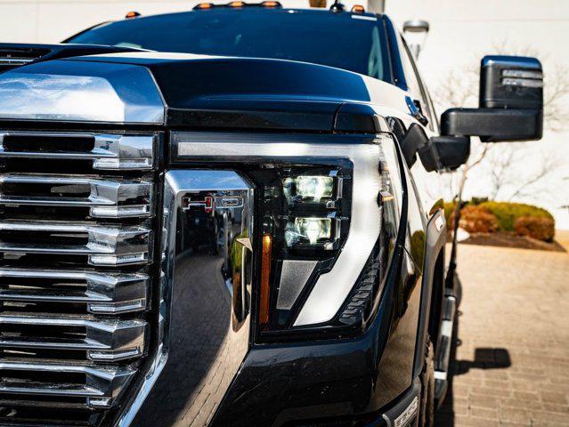 used 2025 GMC Sierra 3500 car, priced at $77,998
