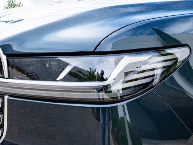 used 2025 Lincoln Navigator car, priced at $83,998