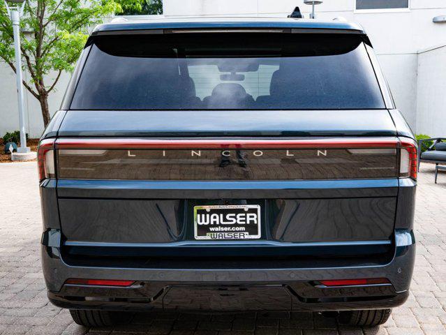 used 2025 Lincoln Navigator car, priced at $83,998